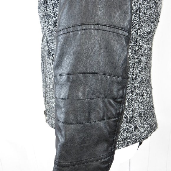 Black and White Moto Jacket Guess Vintage 90's Style Wool Blend.......325 - Picture 9 of 15